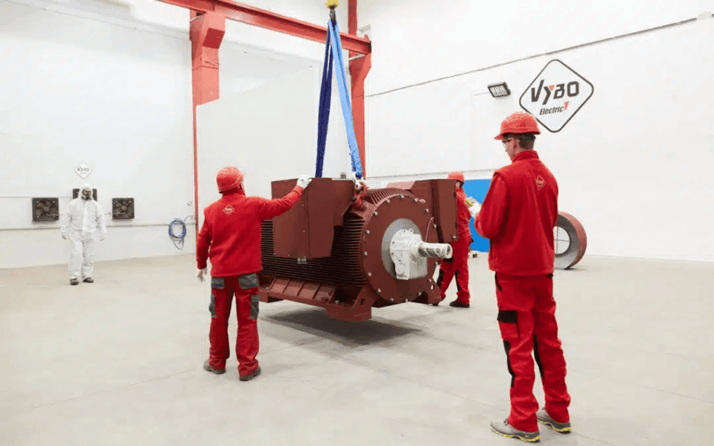 Motor eléctrico de media tensión 2400 kW 6000V con cojinete de deslizamiento para bomba
