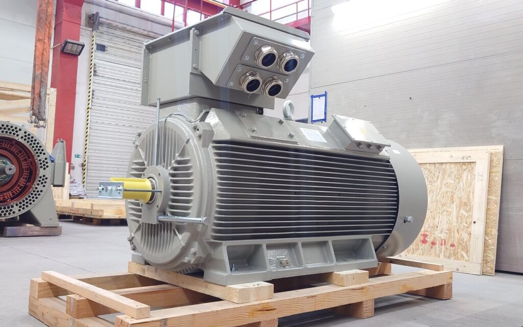 Motor de baja tensión y alta velocidad de 710 kW H17RL-400-2 (bobinado formado)