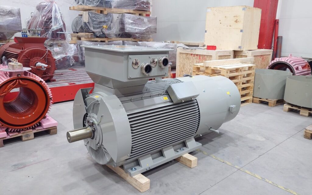Motor de bajo voltaje para uso con VFD H17RL-400-6 560kW para línea de laminación de acero