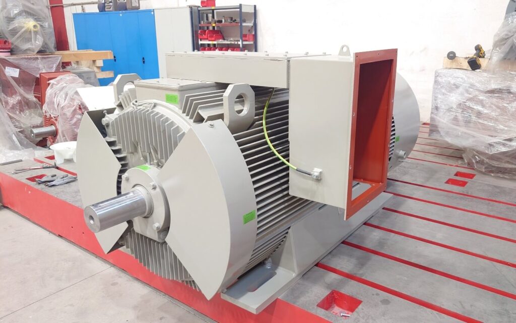 Motor especial de media tensión de alta densidad de potencia H17R-450X-4 1350kW para ventilador