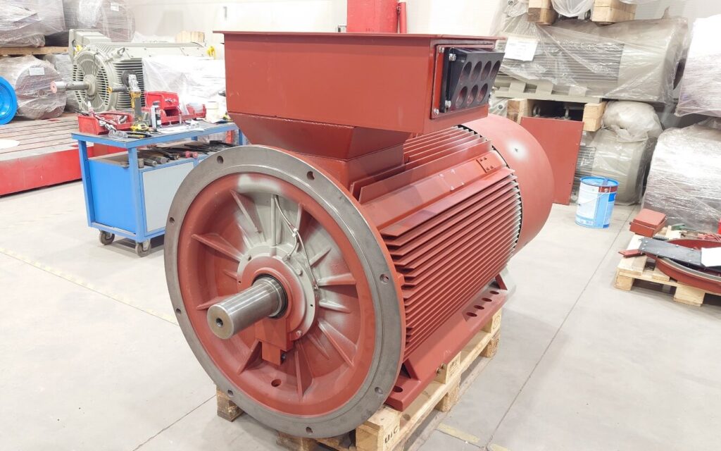 Motor de bajo voltaje y alta potencia H17RL-400XL-4 de 900 kW para grúas de chatarra de gran tamaño