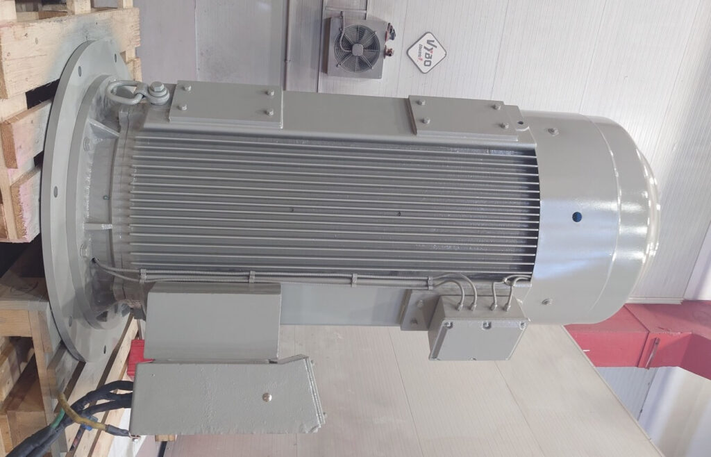 Motor de media tensión H17RL-355X-4 500kW IM V1 para bomba vertical